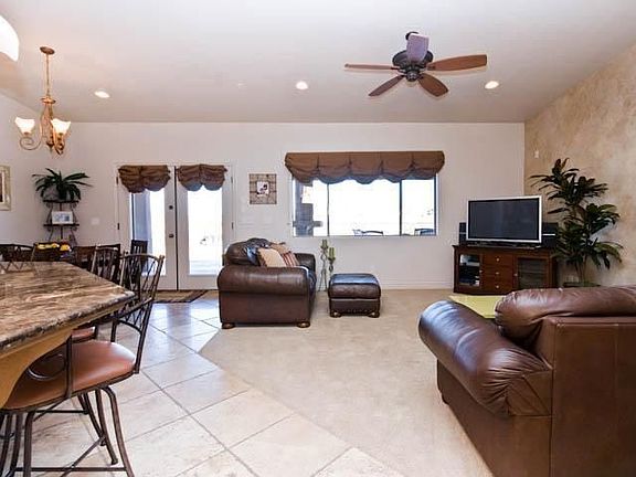 3rd image of 1221 Crater Cir