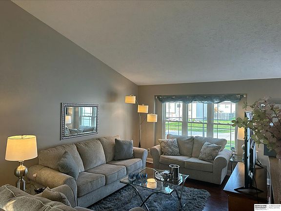 4th image of 1807 NW Faesy Pl