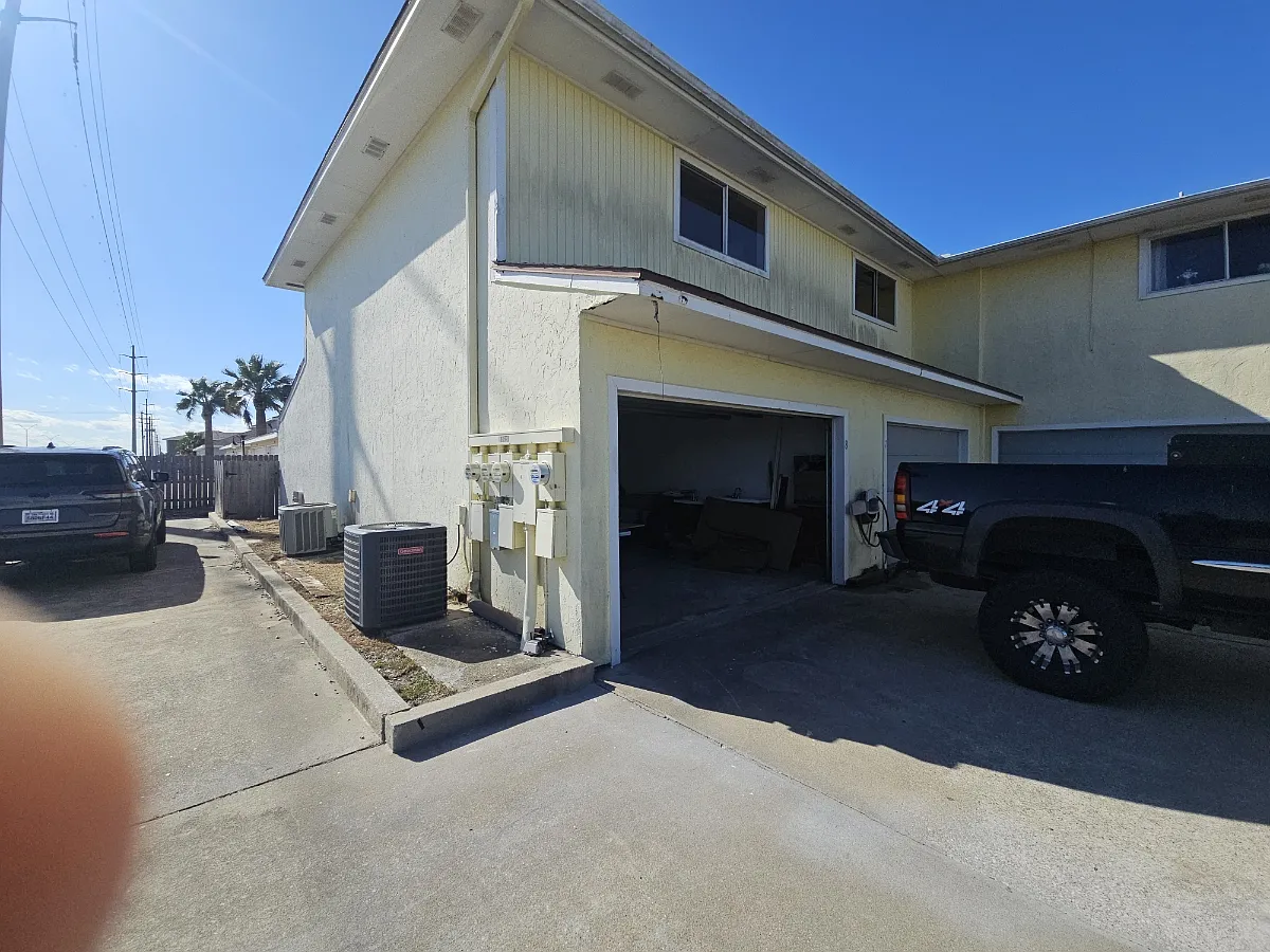 2 bed, 2.5 bath, 1140 sqft, $1,500 — Photo 4