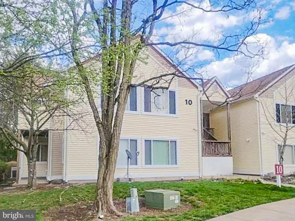 104 Falcon Ridge Way N #10, Hamburg, NJ 07419