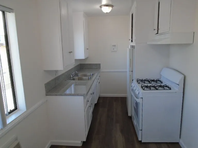 6415 Rosemead Blvd — Photo 12