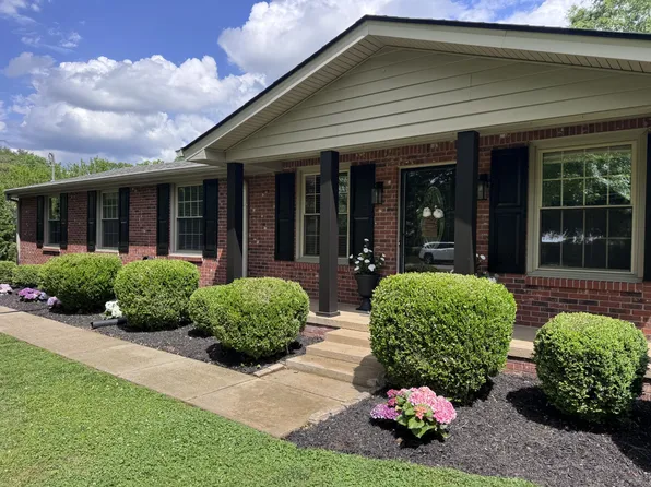 136 Ewingville Dr, Franklin, TN 37064