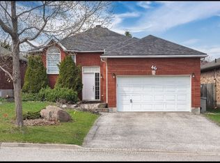 46 Forest Dale Dr, Barrie, ON L4M 6M9