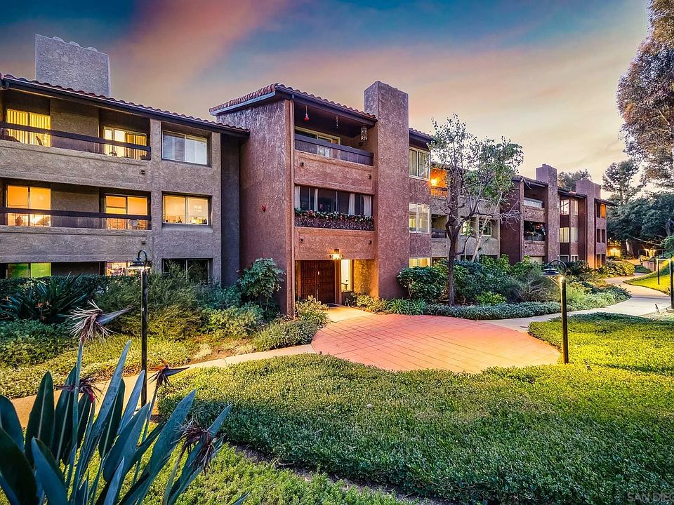 1st image of 10400 Caminito Cuervo Unit 272