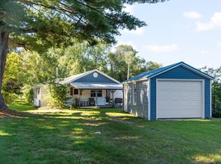 10746 Dwight St, Chippewa Lake, MI 49320