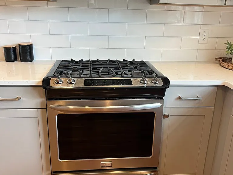 1318 Excelsior Grand Ave — Photo 13
