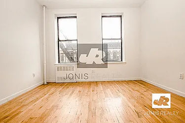 Rented by Jonis Realty