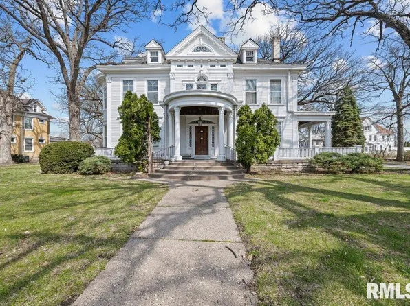 810 E Locust St, Davenport, IA 52803