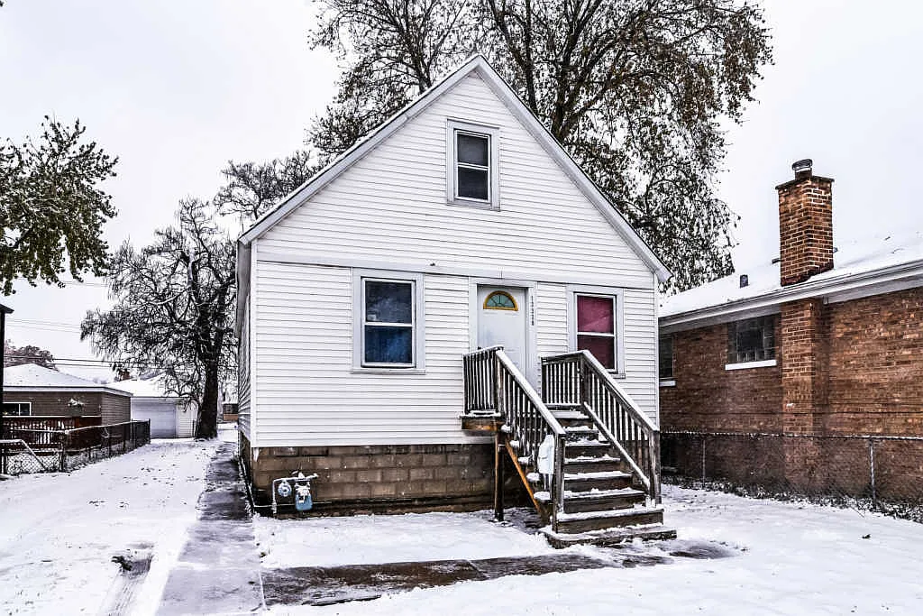 12328 S Elizabeth St photo 1