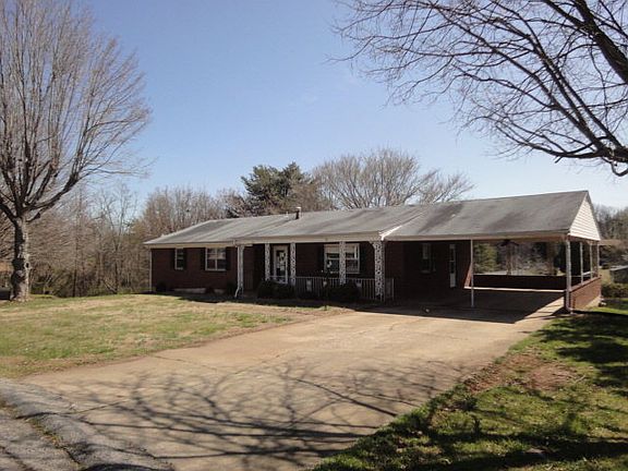2nd image of 120 N Davis Dr