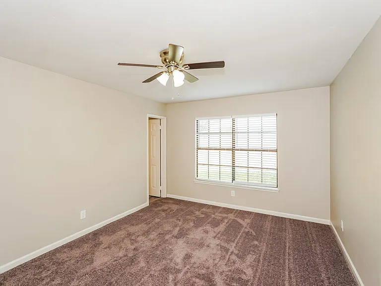232 Sunset Dr — Photo 10
