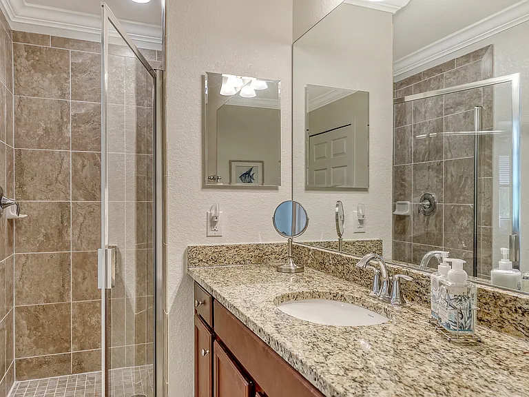 17006 Vardon Ter — Photo 21