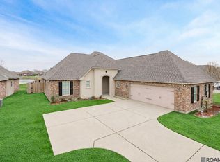 4084 Stonewall Dr, Addis, LA 70710