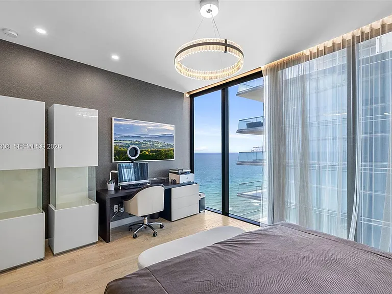 18555 Collins Ave #2201 — Photo 33