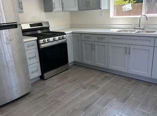 8426 Ramsgate Ave, Los Angeles, CA 90045