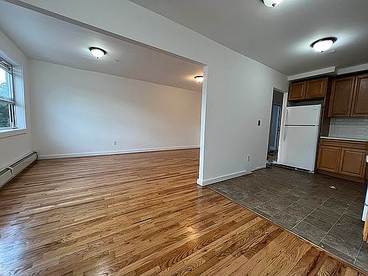 4th image of 61-39 218th St #3F