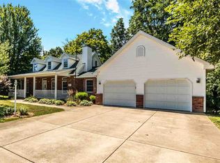 7201 S Ridgebrook Dr, Mapleton, IL 61547