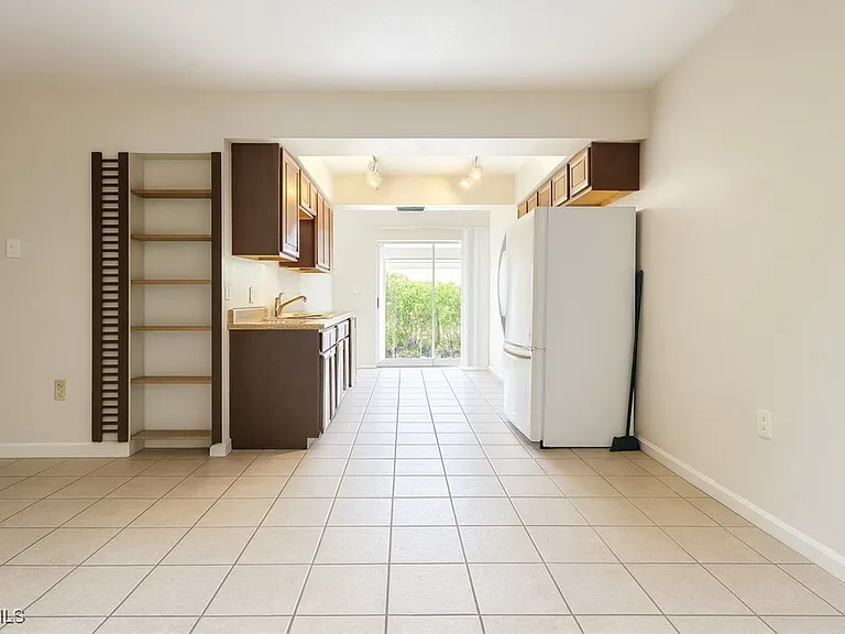 2105 Canal St #6 — Photo 4