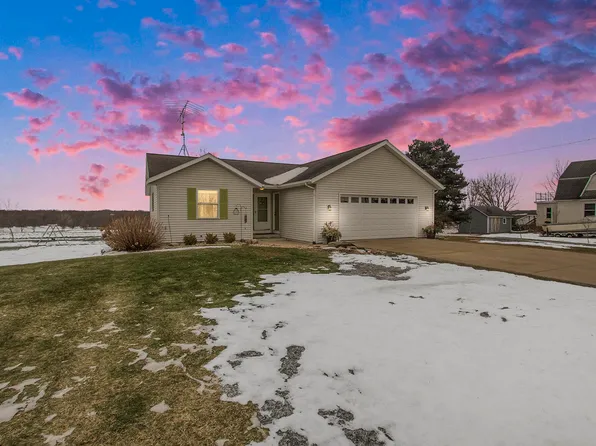 4251 38th St, Hamilton, MI 49419