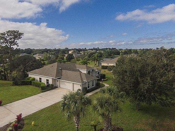 5th image of 626 Hills Blvd