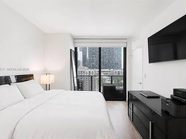 55 SW 9th St #1105 — Photo 6
