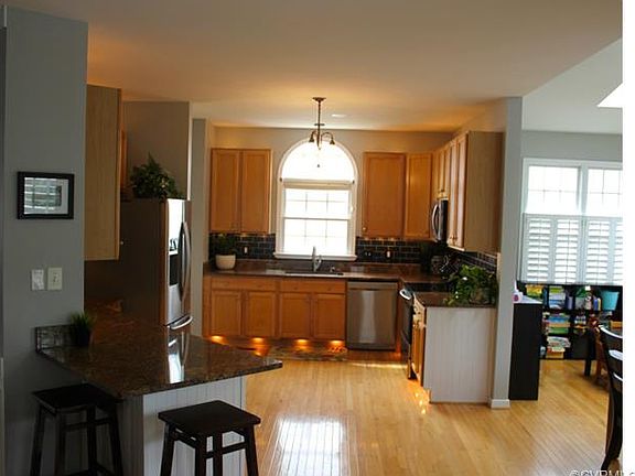 3rd image of 4824 Saddleridge Ct