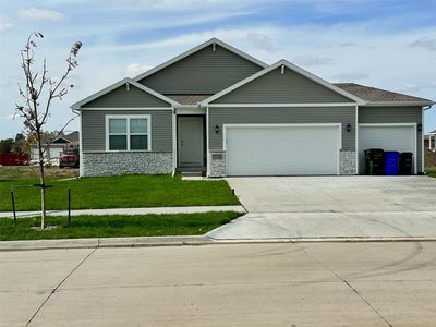 7108 Harlan Eddy Dr SW, Cedar Rapids, IA, 52404