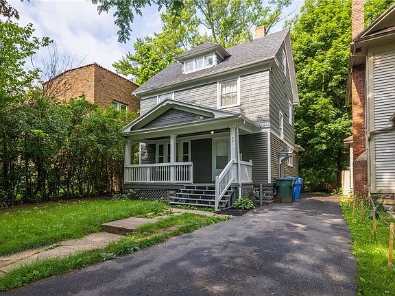2nd image of 431 Post Ave