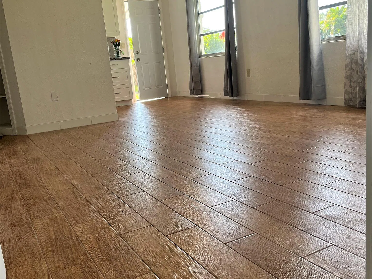 2 bed, 750 sqft, $1,450 — Photo 4