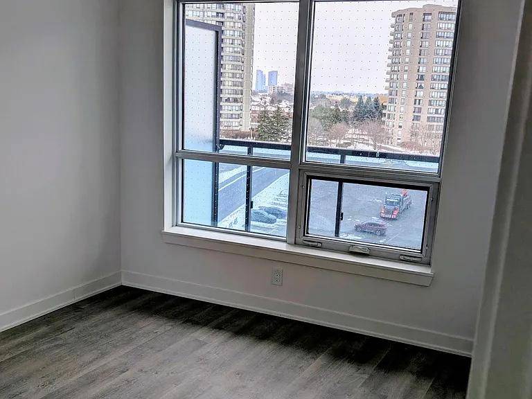 30 Upper Mall Way — Photo 5