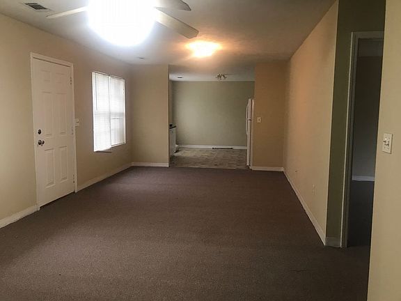 3rd image of 24 Meadowwood Way