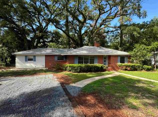 2213 Amelia Cir, Tallahassee, FL 32304