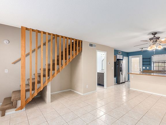 4th image of 5704 E Aire Libre Ave Unit 1012