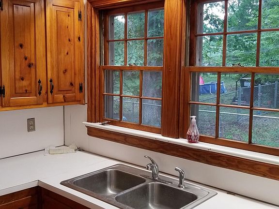 2nd image of 804 Timken Dr