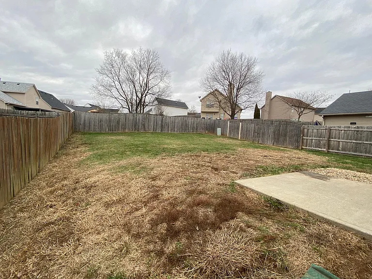 111 Warren Pass — Photo 36