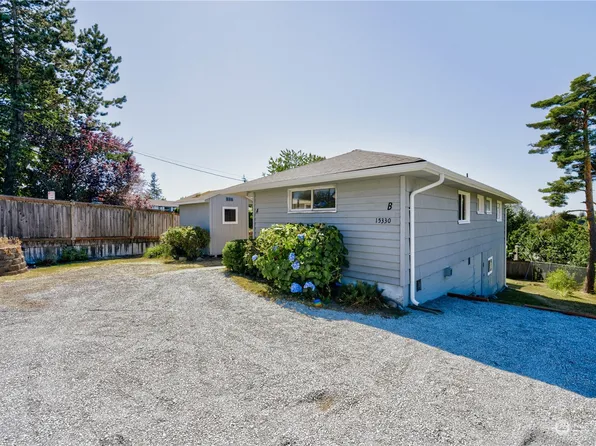 15330 40th Avenue W #A & B, Lynnwood, WA 98087