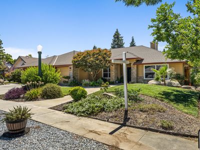 807 E Babcock Court, Visalia, CA, 93292