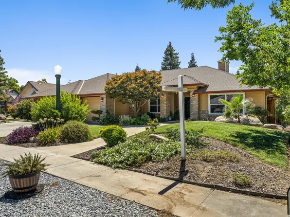 807 E Babcock Court, Visalia, CA 93292