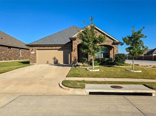 1801 Ruffian Rd, Granbury, TX 76049