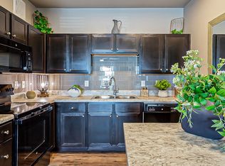 Paragon Westover Hills Apartments, San Antonio, TX 78251