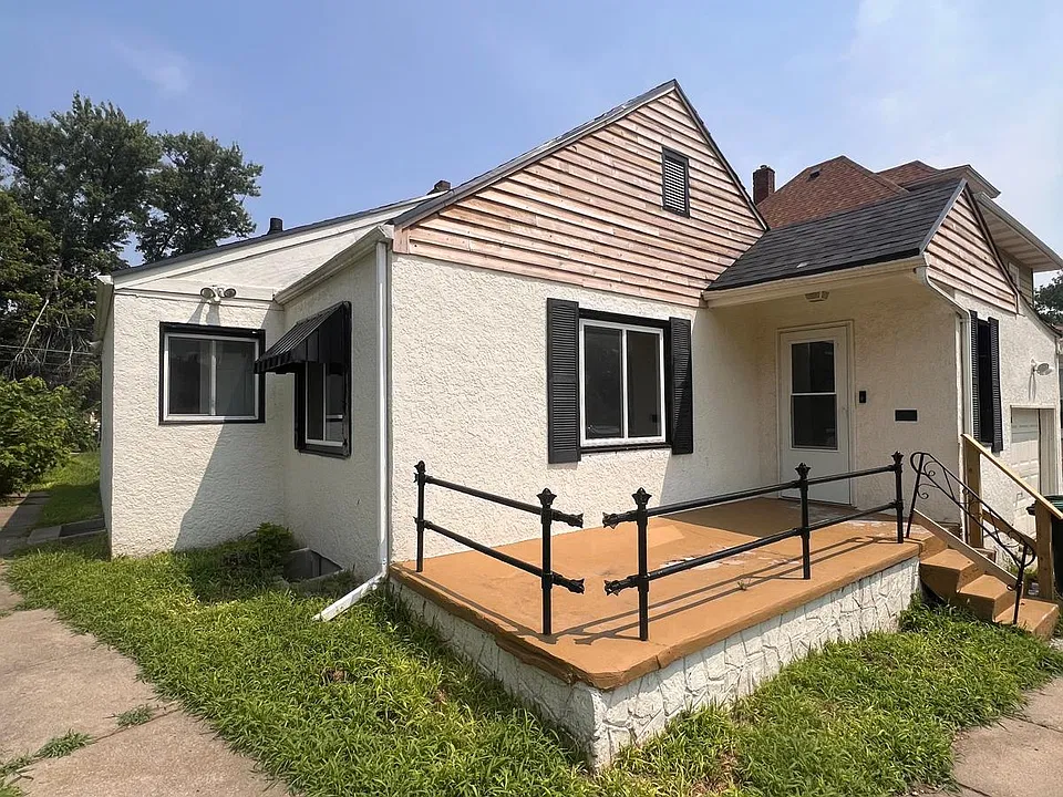 3178 Fowler Ave