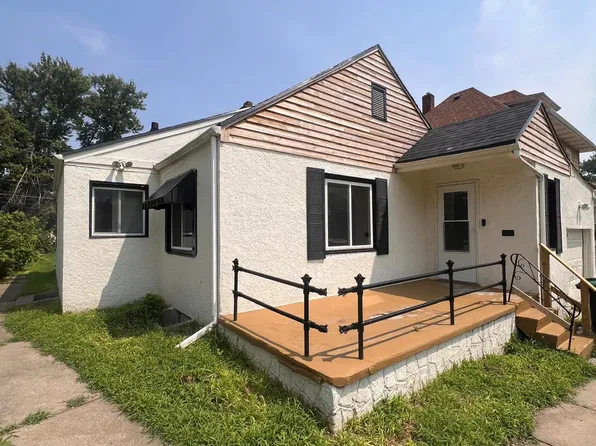 3178 Fowler Ave, Omaha, NE 68111