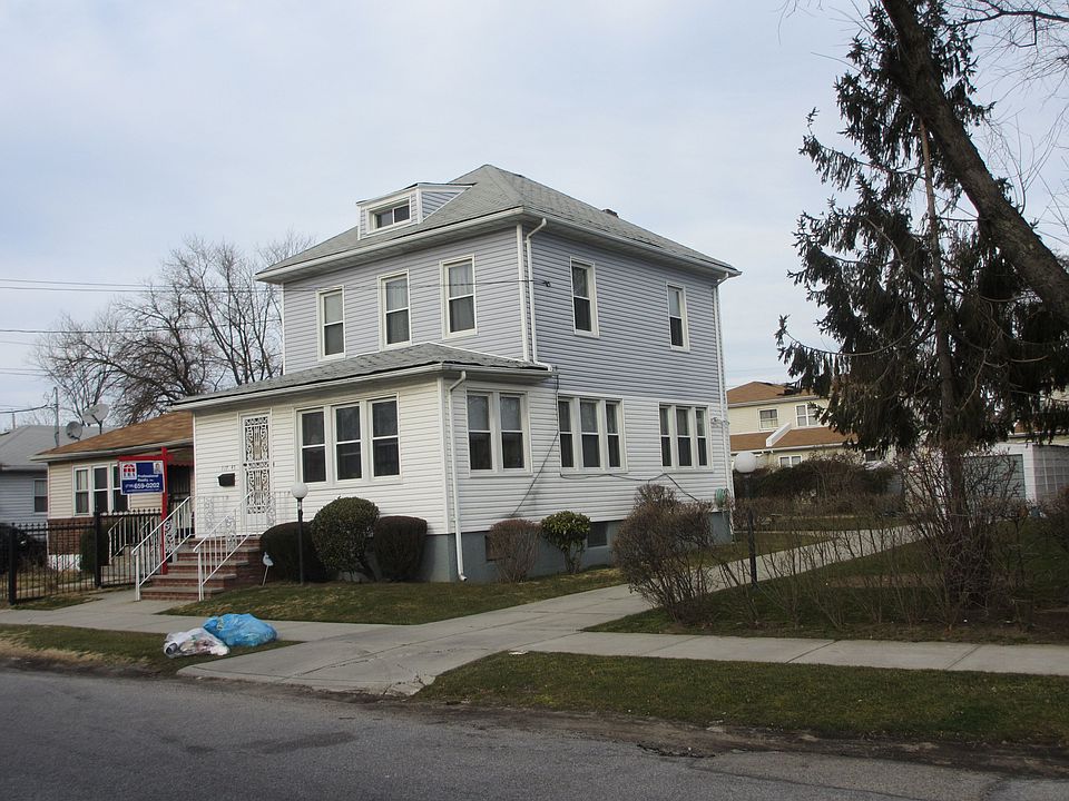 1st image of 11745 165th St