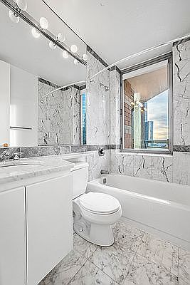 5th image of 500 W 43rd St APT 16J