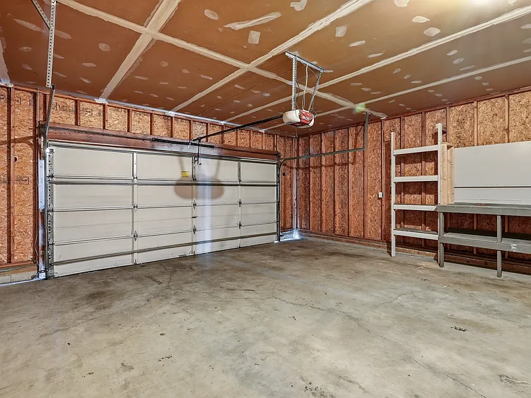 8823 N Pamela St — Photo 23