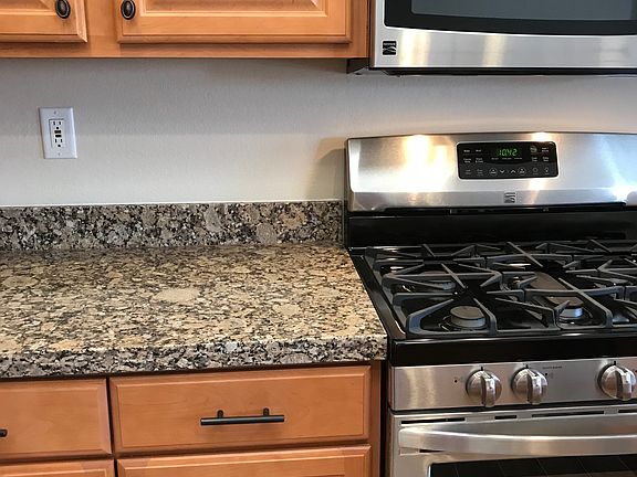 4th image of 17857 N Somerset Dr