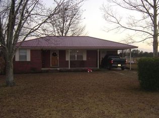 4125 Thompson Rd, Marianna, FL 32448