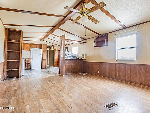 3rd image of 486 E Main St