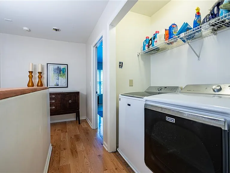 1421 Hillpine Ln NE — Photo 22
