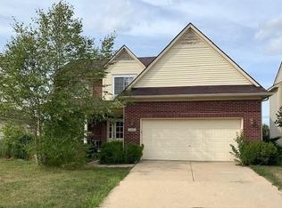 7501 Roxbury Dr, Ypsilanti, MI 48197